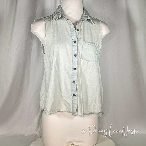 Sans Souci Tops - Sans Souci Sleeveless Split Back Button Up Shirt Tank